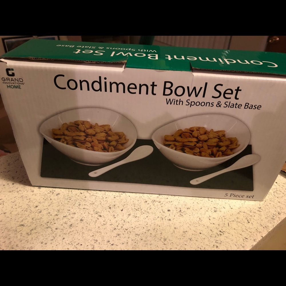 New! 5 Piece Condiment Bowl Set with Spoons & Base